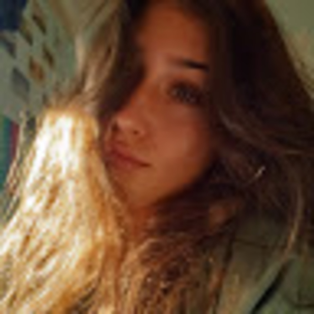 Meet your Posher, Emilie